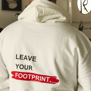 Leave-your-footprint-hoodie-bijela